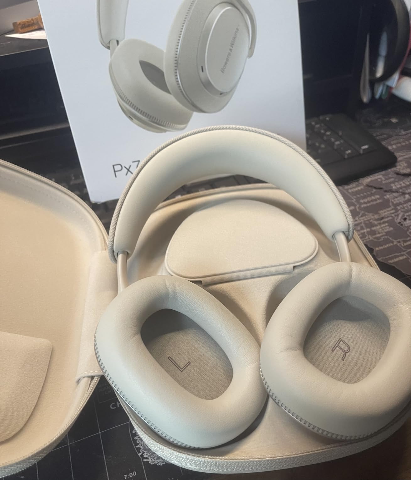 Bowers & Wilkins Px7 S3 Over-Ear-Kopfhörer Weiß mit ANC
